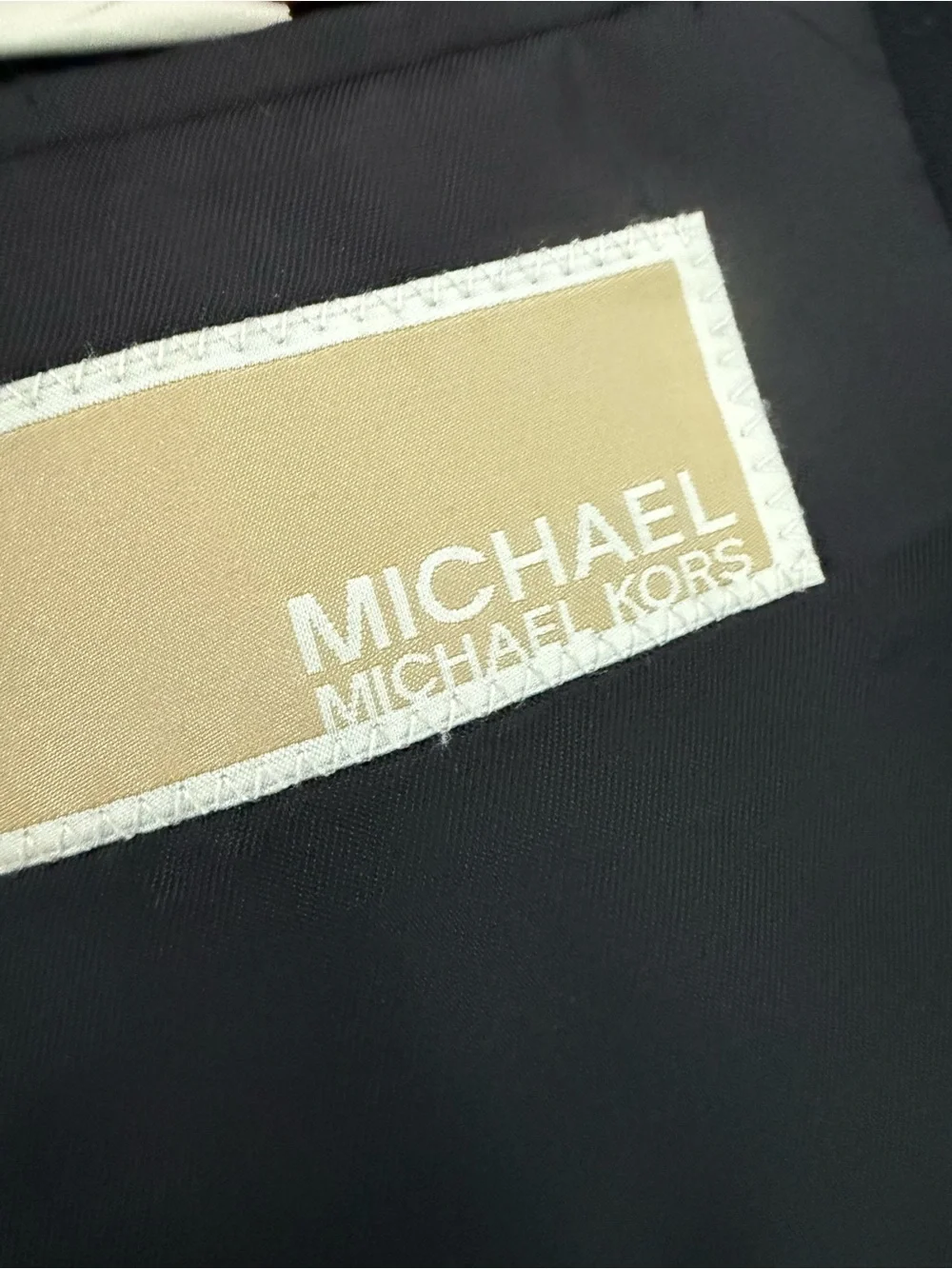 Men's Navy Blazer / Sport coat- Michael Kors. 44R Like new